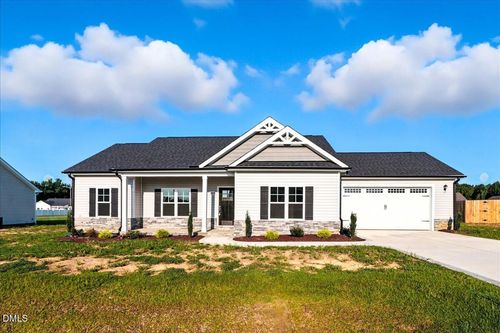 203 Dunbar Hill Dr, Fremont, NC, 27830-7709 | Card Image