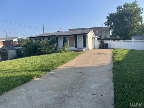 3634 Poepping St, Saint Louis, MO, 63125-1034 | Card Image