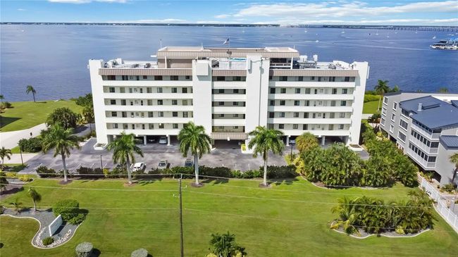 APT-2F - 1500 Park Beach Cir, Condo with 2 bedrooms, 2 bathrooms and null parking in PUNTA GORDA FL | Image 4