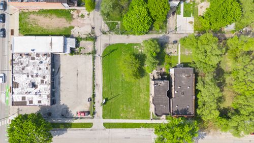 738 W 54th Pl, Chicago, IL, 60609-6142 | Card Image