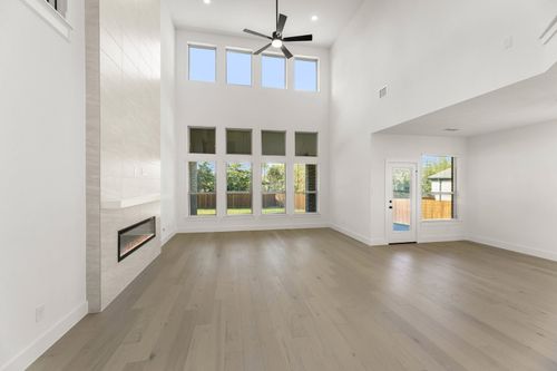 721 S Hidden Lakes Dr, Desoto, TX, 75115-5826 | Card Image