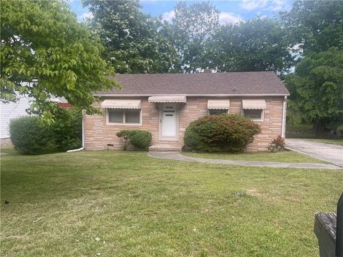 511 Ridgecrest Dr, High Point, NC, 27262-8014 | Card Image