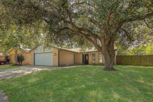 5702 Golden Grove Ln, Spring, TX, 77373-7226 | Card Image