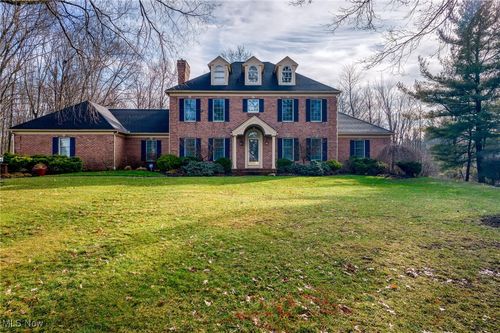 105 Fox Trace Lane, Hudson, OH, 44236 | Card Image