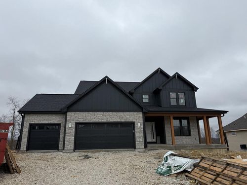 N66W21485 Sagebrush Drive, MENOMONEE FALLS, WI, 53051 | Card Image