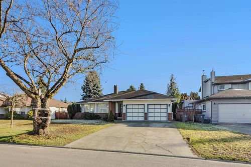 15436 94 Ave, Surrey, BC, V3R9C9 | Card Image