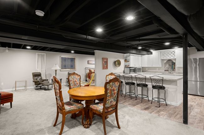 49969 Walter, Condo with 2 bedrooms, 4 bathrooms and null parking in Shelby Township MI | Image 23