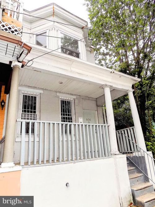 804 N Front St, CAMDEN, NJ, 08102-2711 | Card Image