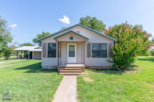 301 Avenue A, Lawn, TX, 79530-2621 | Card Image