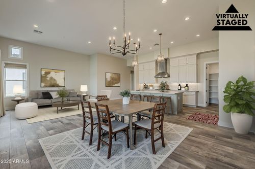 2660 E Longhorn Ct, Gilbert, AZ, 85297-0106 | Card Image