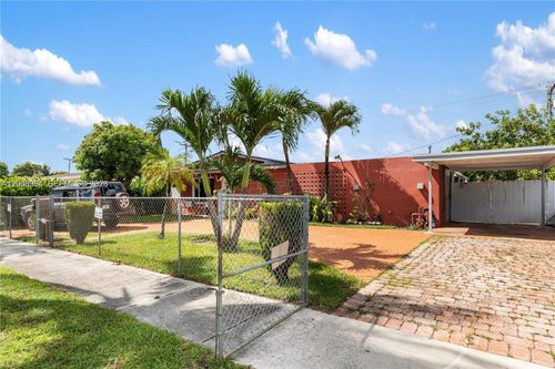 1211 Nw 179th St, Miami Gardens, FL, 33169-4116 | Card Image