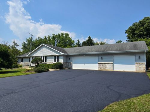 6918 Saladino Dr, Roscoe, IL, 61073-9264 | Card Image
