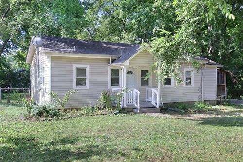 220 Cherry St, Madison, TN, 37115-4005 | Card Image
