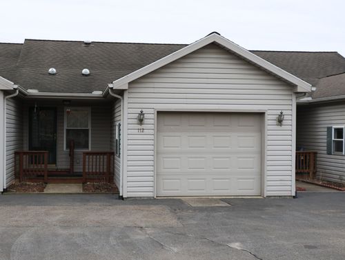 112 W Hamtramck St, Mount Vernon, OH, 43050-2406 | Card Image