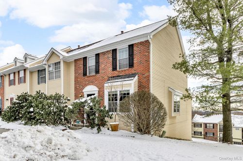 8 Cumberland Ct, Peekskill, NY, 10566-2563 | Card Image