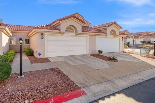 7805 Gable Ln, Las Vegas, NV, 89145-2930 | Card Image