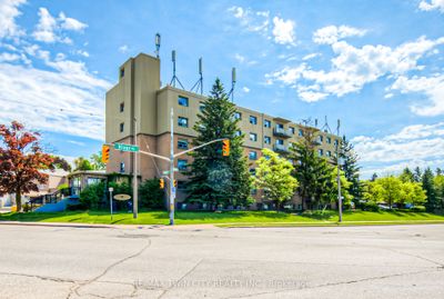 201 - 283 Fairway Rd N, Condo with 2 bedrooms, 1 bathrooms and 1 parking in Kitchener ON | Image 1