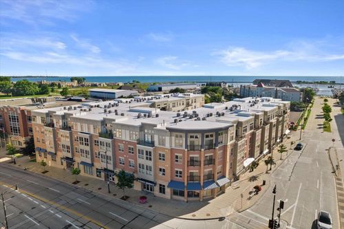 418-141 Main Street, RACINE, WI, 53403 | Card Image