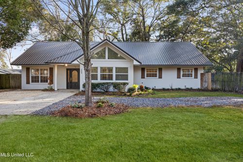 5808 Ridge Rd, Ocean Springs, MS, 39564-2246 | Card Image