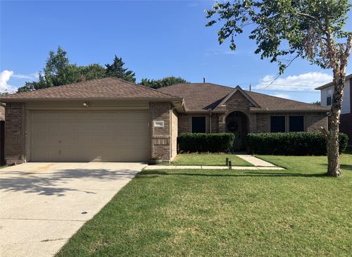 4314 Fieldwood Dr, Corinth, TX, 76208-5241 | Card Image
