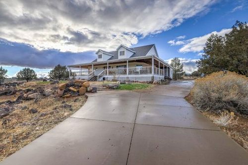 398 E Wells Fargo Rd, Brookside, UT, 84782-6107 | Card Image