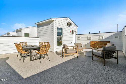 200-152 N White St, Wake Forest, NC, 27587-2646 | Card Image