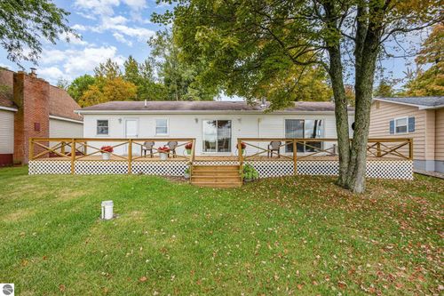 8705 Birch Dr, Hale, MI, 48739-9229 | Card Image