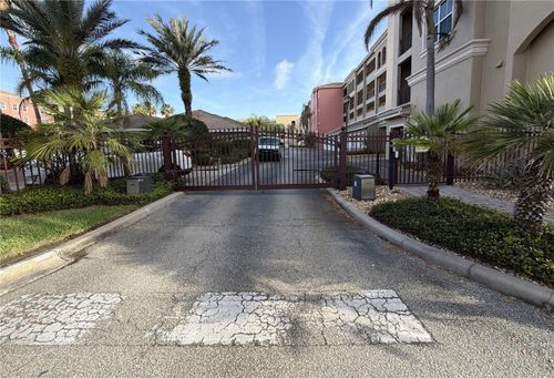 416c-424 Luna Bella Ln, NEW SMYRNA BEACH, FL, 32168-4684 | Card Image