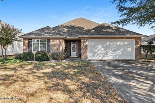 125 Amber Dr, Byron, GA, 31008-3873 | Card Image