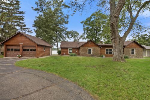 750 Country Club Dr, Battle Creek, MI, 49015-3652 | Card Image
