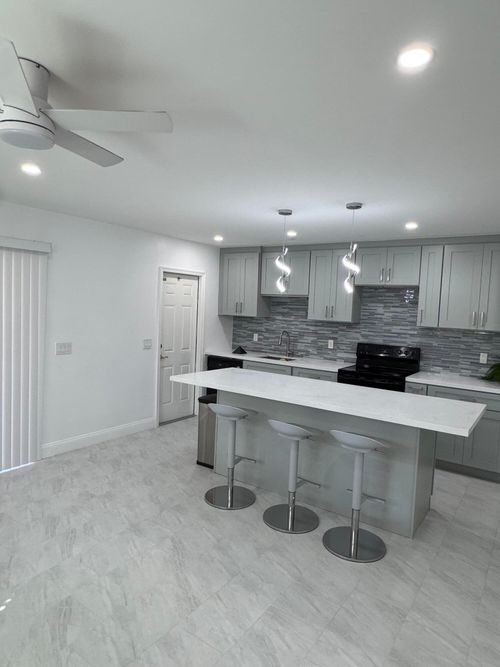 d-412 Se 21st Avenue, Boynton Beach, FL, 33435 | Card Image