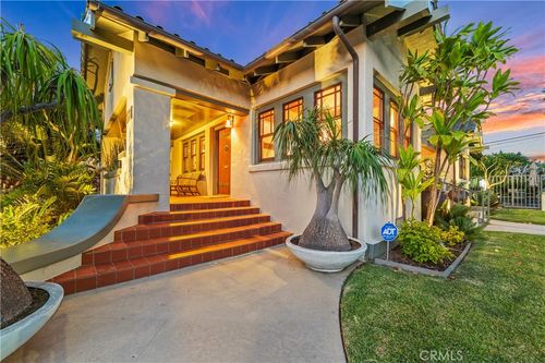 252 Roswell Ave, Long Beach, CA, 90803-1539 | Card Image