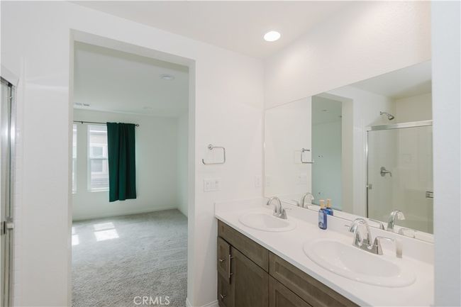 2811 Elderflower St, Townhouse with 3 bedrooms, 3 bathrooms and 2 parking in Spring Valley CA | Image 11