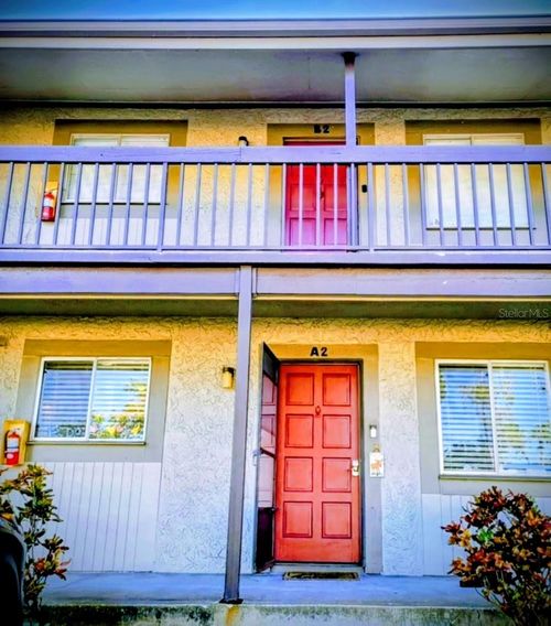 28a2-6328 Newtown Cir, Tampa, FL, 33615-3619 | Card Image