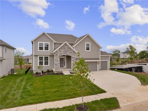 19787 W 114th Pl, Olathe, KS, 66061 | Card Image