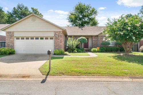 92 Lelia Ln, Searcy, AR, 72143-8980 | Card Image