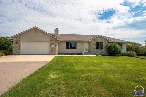 6616 Nw Rochester Rd, Topeka, KS, 66617-1829 | Card Image