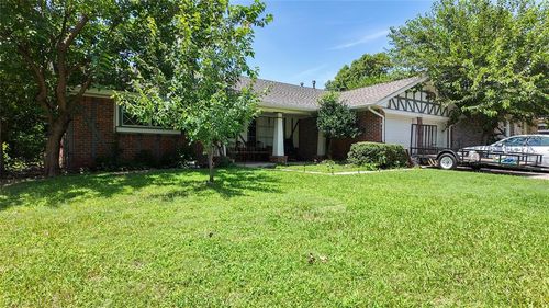 1721 N Alexander Ln, Bethany, OK, 73008-5642 | Card Image