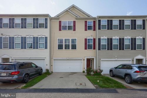 2307 Golden Eagle Dr, YORK, PA, 17408-9411 | Card Image