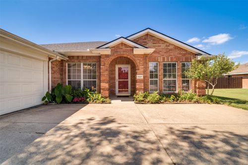 7017 Travelers Xing, Rowlett, TX, 75089-5126 | Card Image