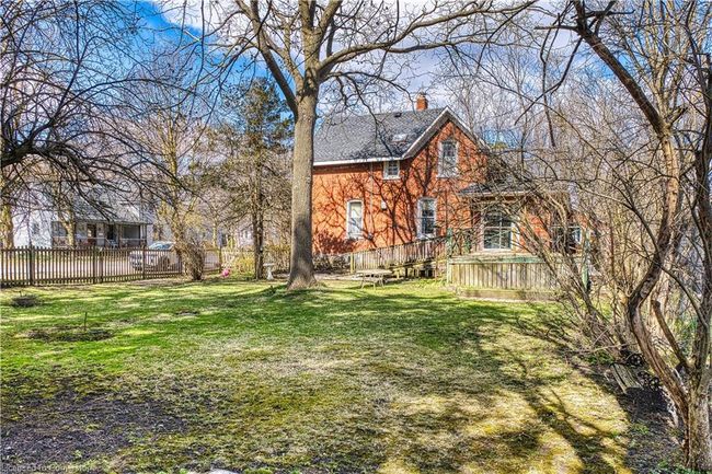 195 Campbell St W, House other with 2 bedrooms, 2 bathrooms and 3 parking in Listowel ON | Image 11