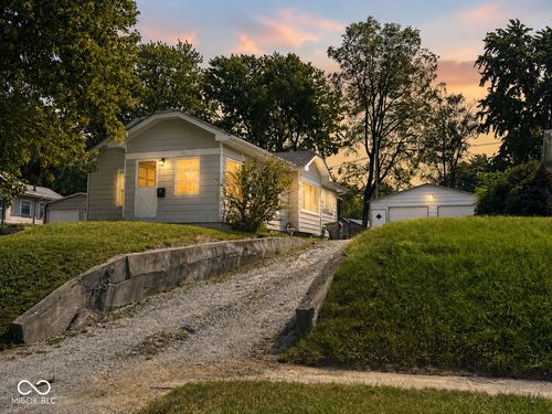 241 Ringwood Way, Anderson, IN, 46013-4256 | Card Image
