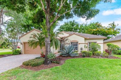 8232 Grand Messina Circle, House other with 3 bedrooms, 2 bathrooms and null parking in Boynton Beach FL | Image 1