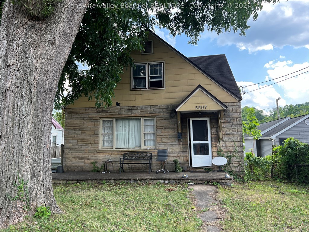 Maccorkle Ave, South Charleston, WV 25309