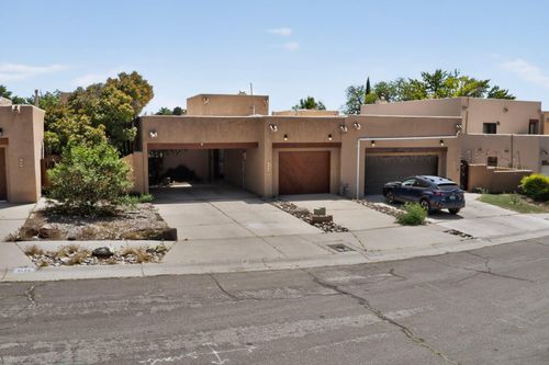 7524 Lantern Rd Ne, Albuquerque, NM, 87109-3061 | Card Image