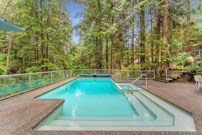 118 Stevens Drive, House other with 5 bedrooms, 4 bathrooms and 4 parking in West Vancouver BC | Image 6