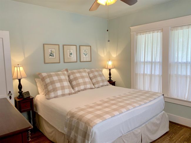 2024 10 Th Ave S, House other with 2 bedrooms, 1 bathrooms and 2 parking in Nashville TN | Image 13