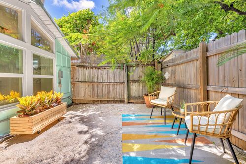 1105 Olivia St, Key West, FL, 33040-3364 | Card Image