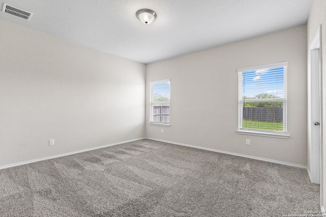 7175 Lunar Eclipse, House other with 3 bedrooms, 2 bathrooms and null parking in Converse TX | Image 11