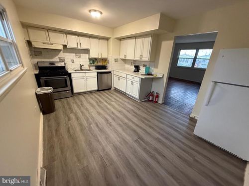 b-209 Narberth Ave, SEWELL, NJ, 08080-9240 | Card Image